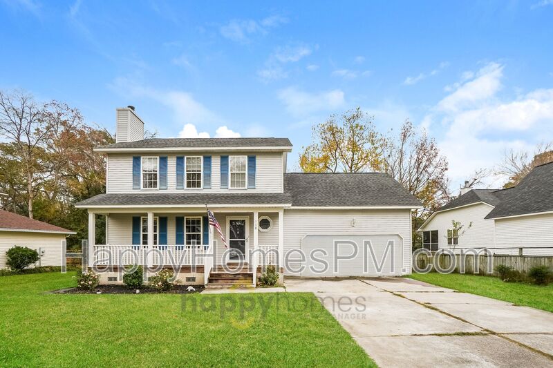 Goose Creek House: 118 Red Cypress Drive