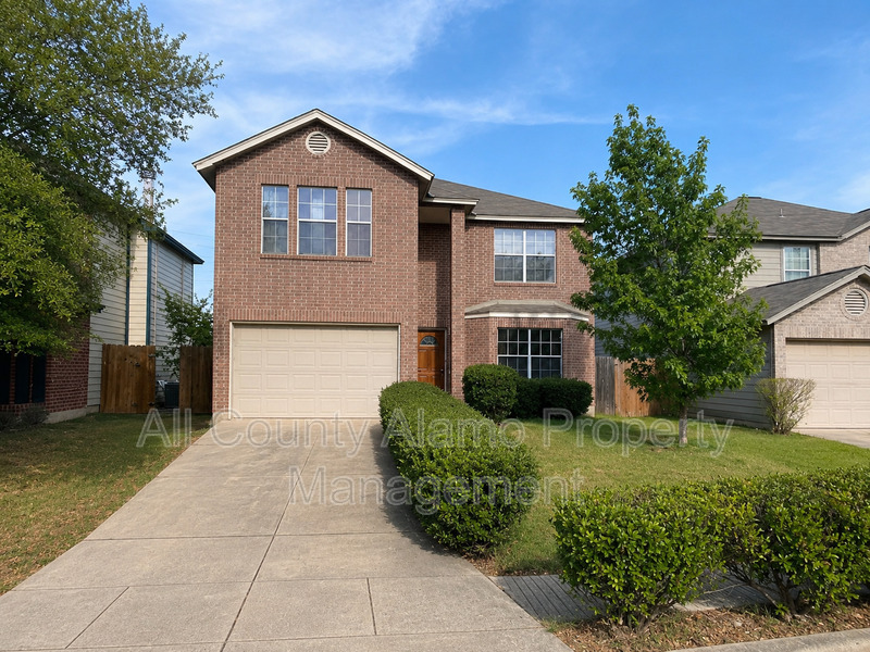 Converse House: 6326 Kensinger Pass
