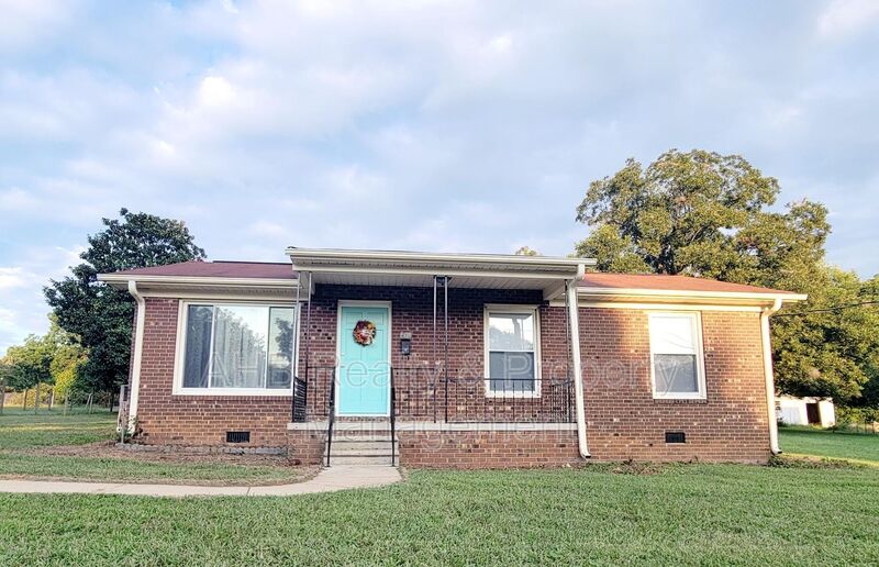 Graham House: 411 Mill St.