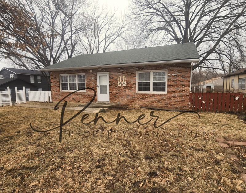 Independence House: 811 S Hardy Avenue