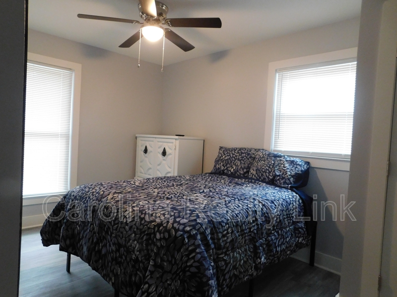 Charlotte House: Thriftwood Drive