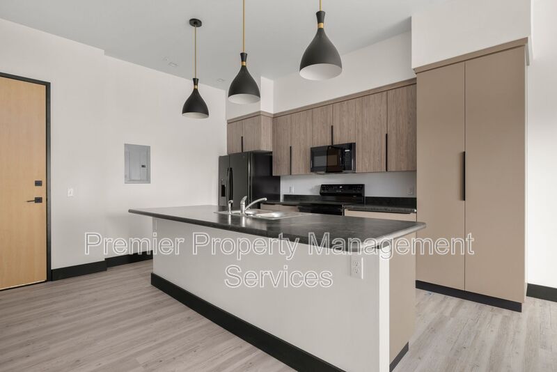 Billings Condo: 2310 1st Ave N