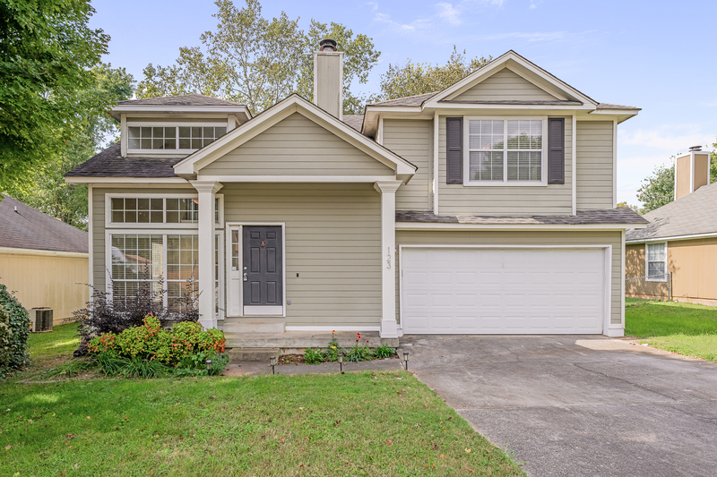 Madison House: 123 River Oaks Drive