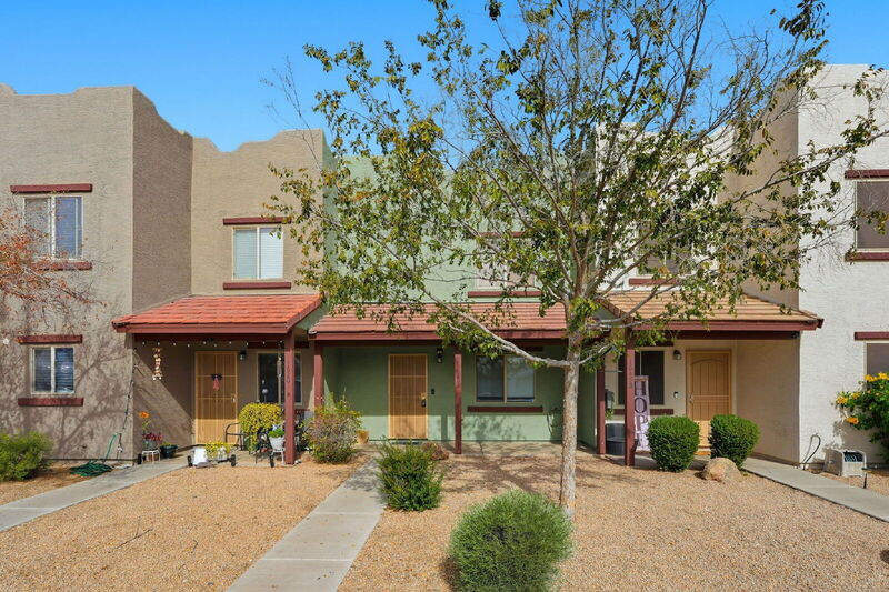Surprise Townhome: 16202 North Desert Sage Street