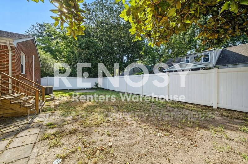 Norfolk House: 117 Beverly Avenue