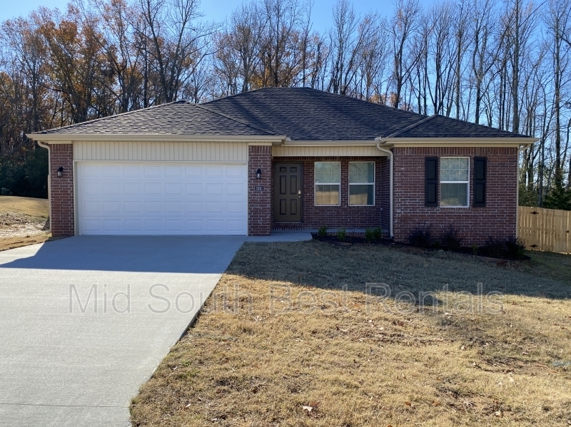 Jacksonville House: 501 Meadowlark St