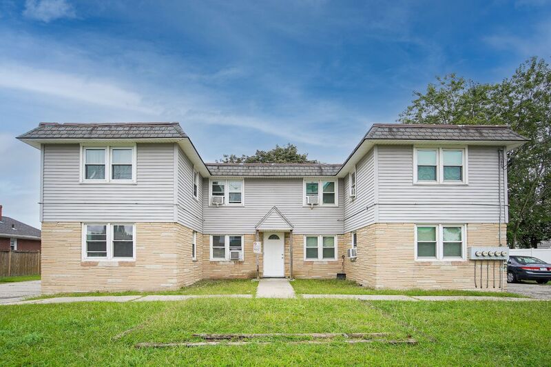 Chicopee Condo: 83 Thomas St