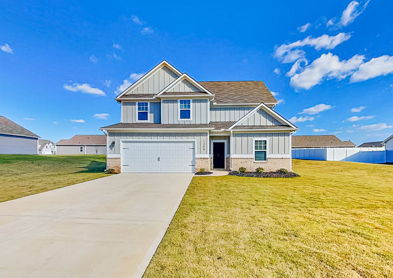 Locust Grove House: 1205 Fendt Dr