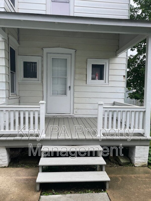 Oxford Condo: 471 Hodgson Street