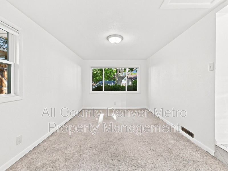 Main Rental Photo 12