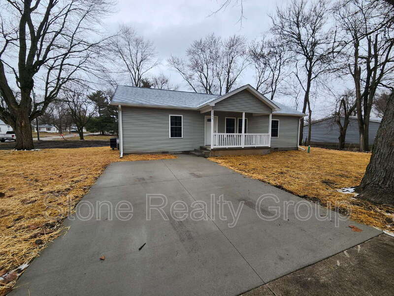 Terre Haute House: 2400 N 26th St