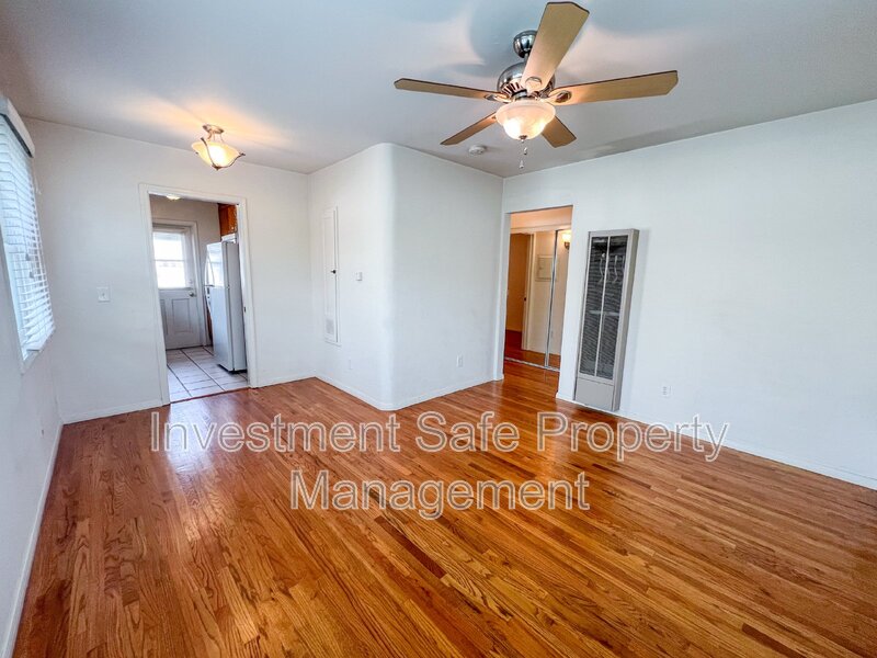 El Cajon Condo: 522 Pepper Drive