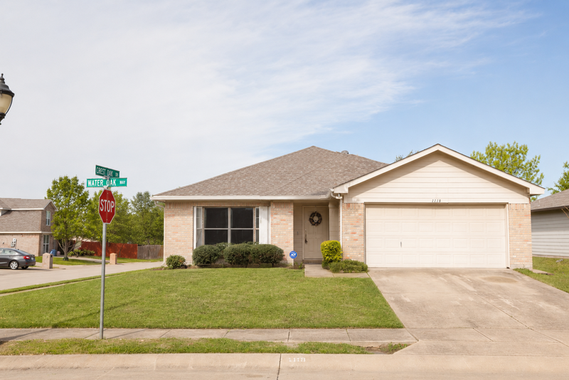 Anna House: 1118 Water Oak Way