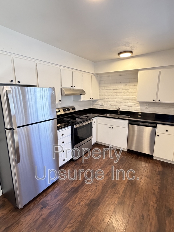 Yuba City Condo: 330 Bird St