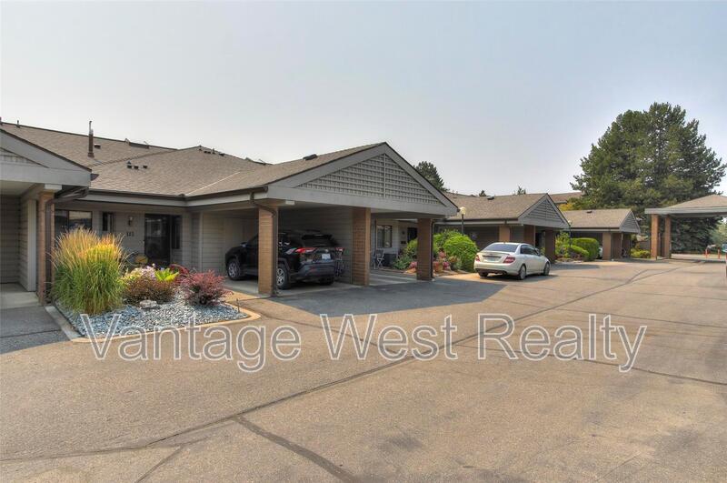 Kelowna House: 112-1765 Leckie Rd