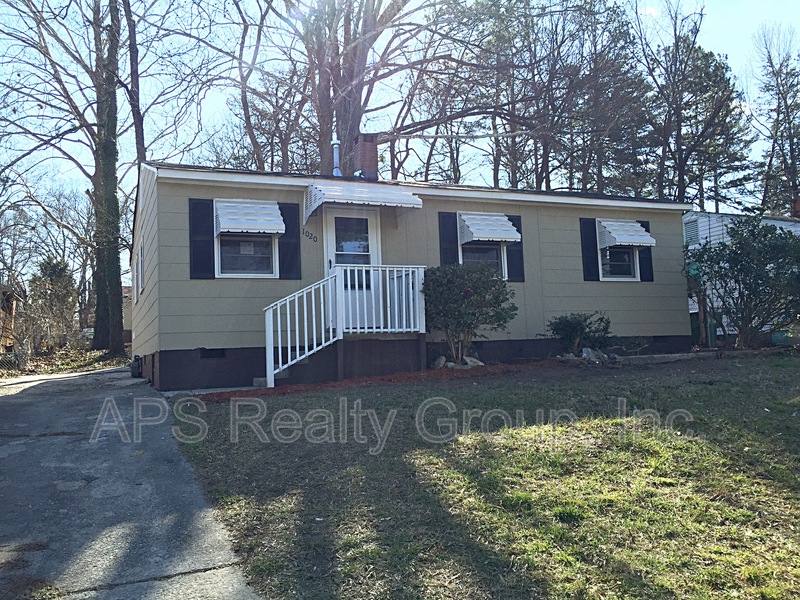 High Point House: 1020 Meadowbrook Blvd