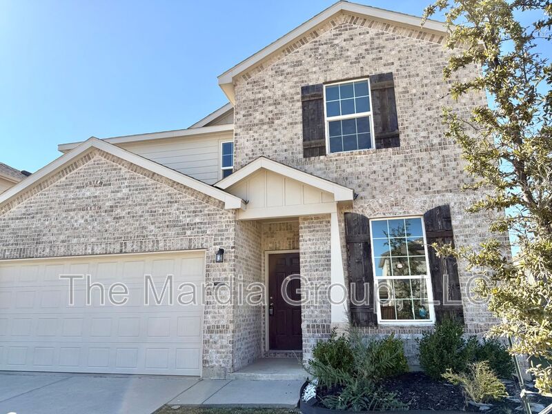 Princeton House: 2006 Hummingbird St.