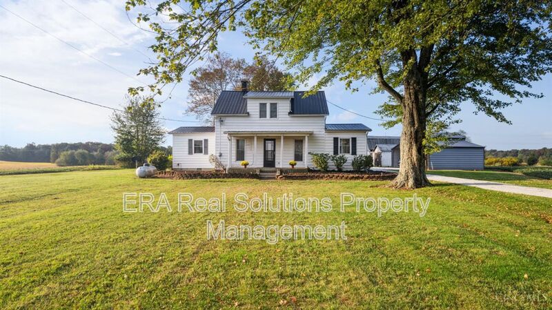 Sardinia House: 7666 Ashridge-Arnheim Rd.