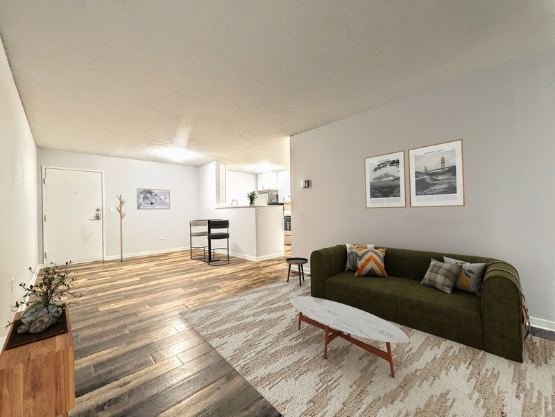 Pella Condo: 408 East 15th Street - 101