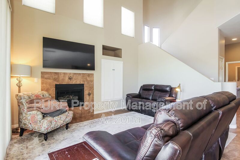 Scottsdale Townhome: 16420 N Thompson Peak Pkwy