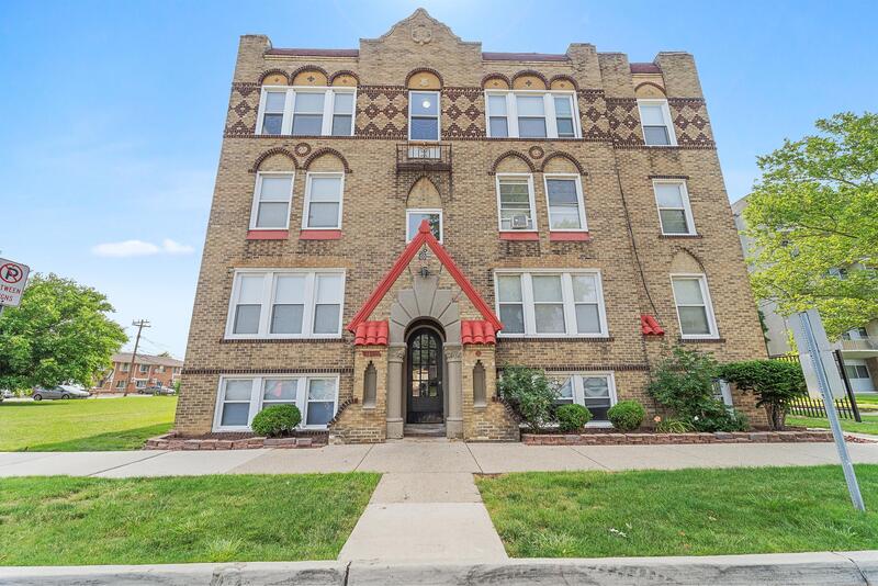 Dearborn Condo: 7100 Freda St. - 303