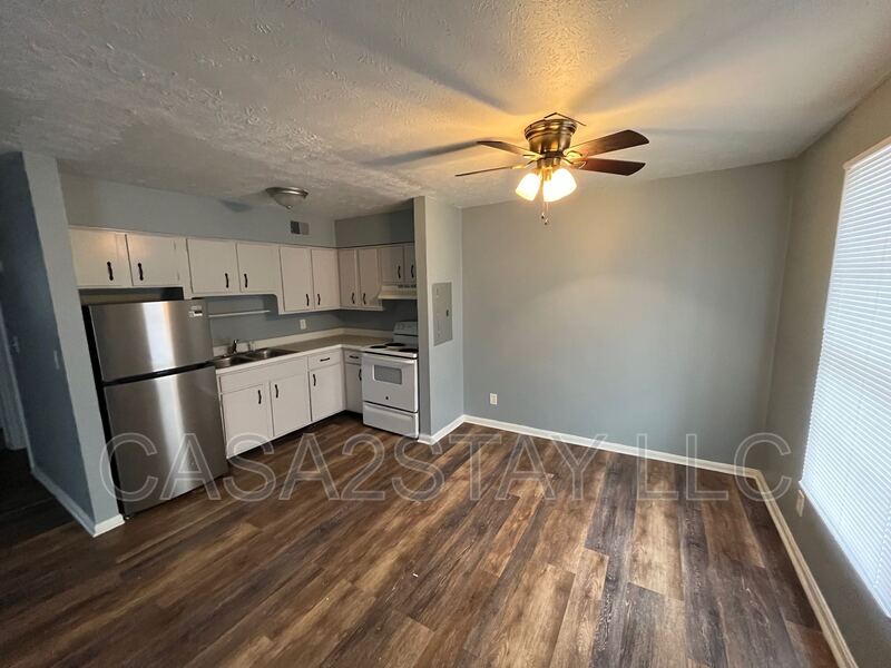 Louisville Condo: 4915 Saddlebrook Lane