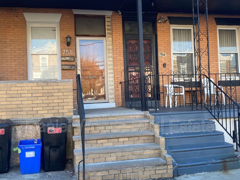 Philadelphia Condo: 758 S 52nd St