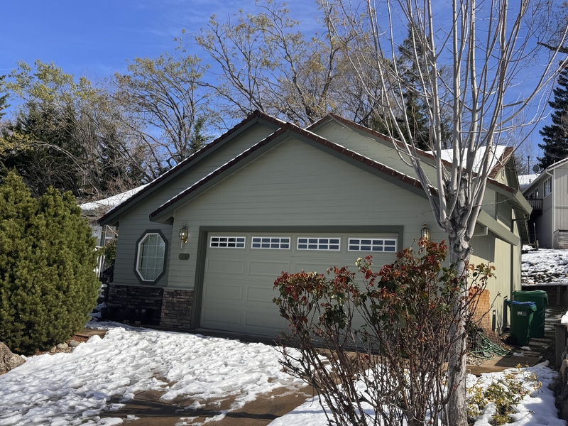 Grass Valley House: 124 Success Mine Loop