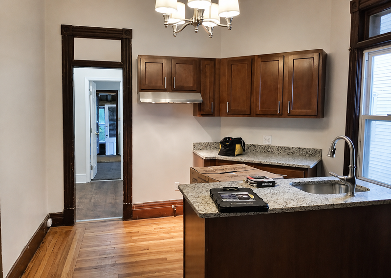 Albany Condo: 120 South Lake Avenue - 1