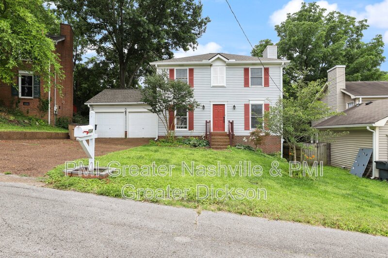 Nashville House: 524 Fairhaven Court