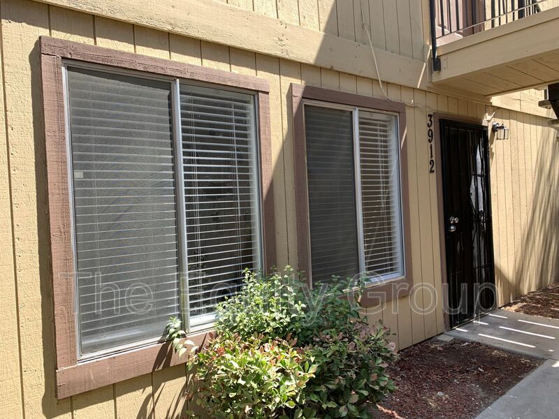 Visalia House: 3912 W. Meadow Ave