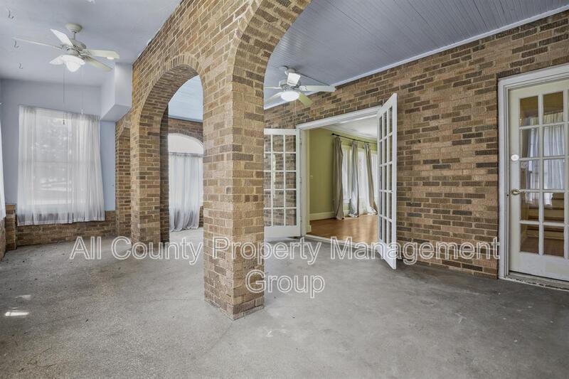 Main Rental Photo 2