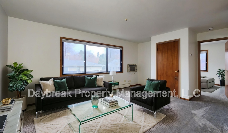 Moorhead Condo: 915 7th Avenue North - 11