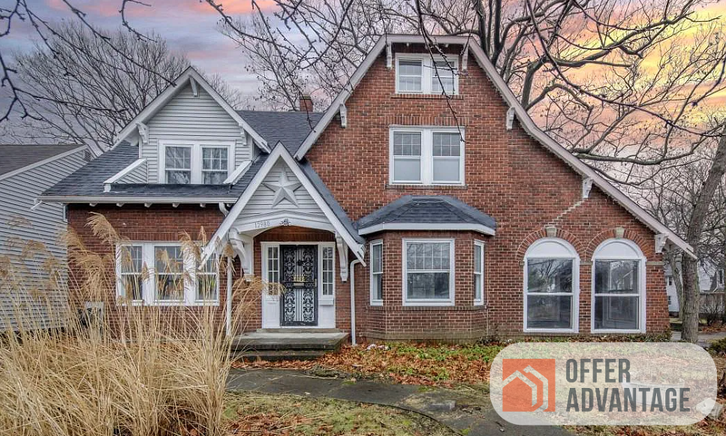 Cleveland Heights House: 12980 Cedar Road