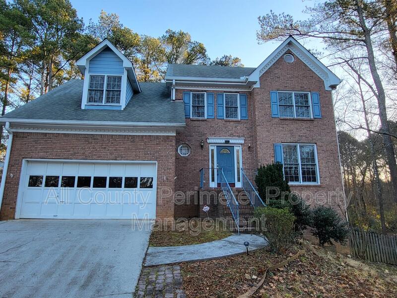 Snellville House: 2990 Riverbend Drive