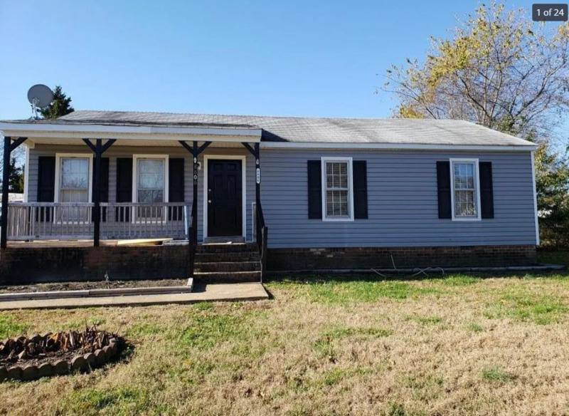 North Chesterfield House: 8806 Leafycreek Dr