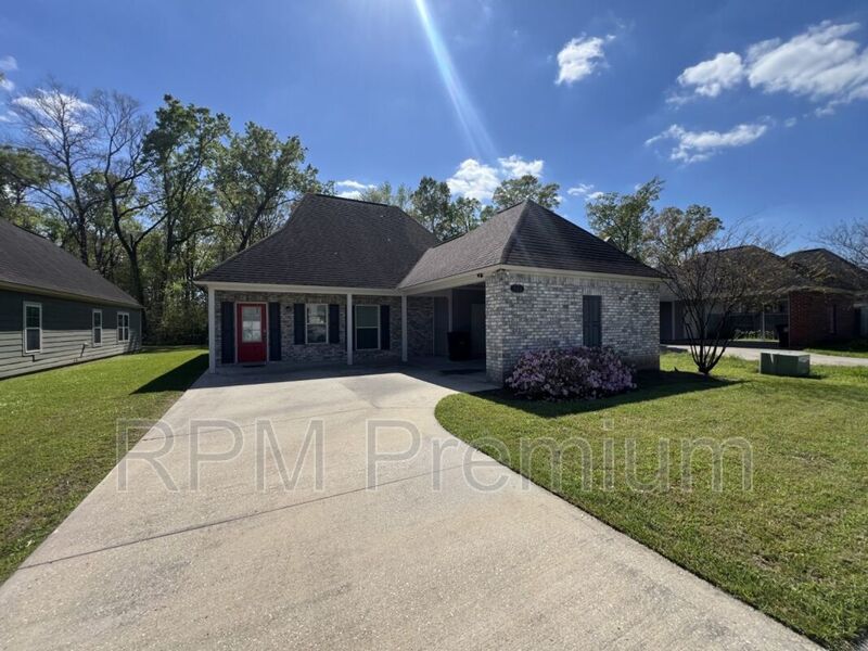 Baton Rouge House: 8614 Forestwood Ave.