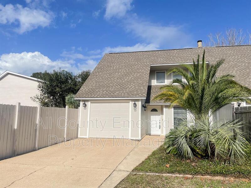 Destin Townhome: 539 Azalea Dr