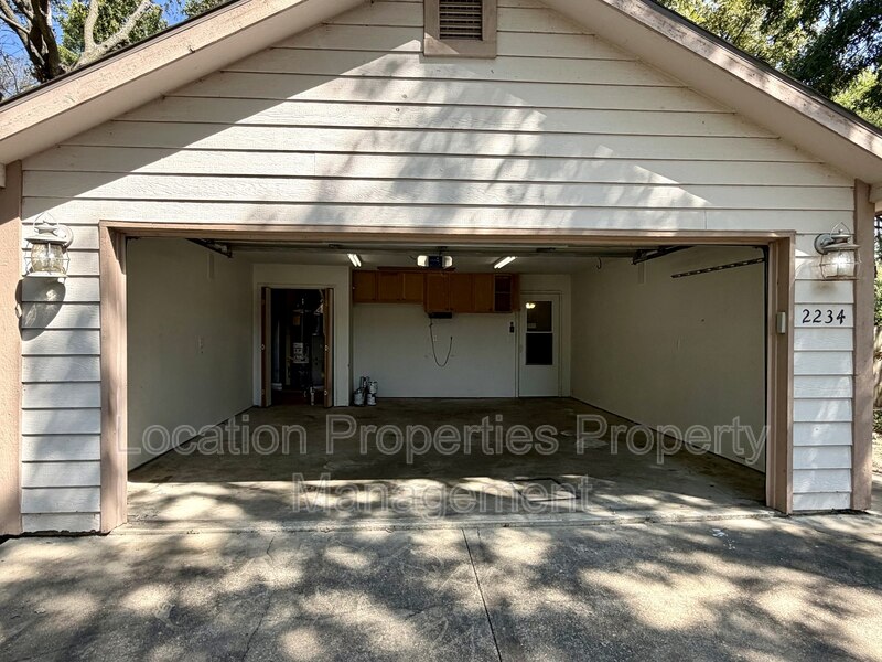 2234 Ohio Street, Lawrence, Kansas rental photo 11 of 26