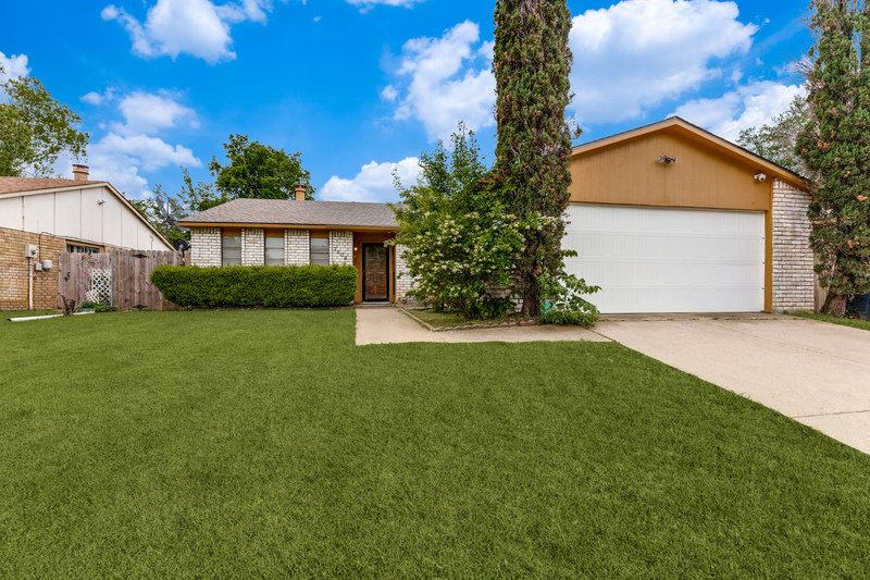 Ft Worth House: 7504 Portman Ave