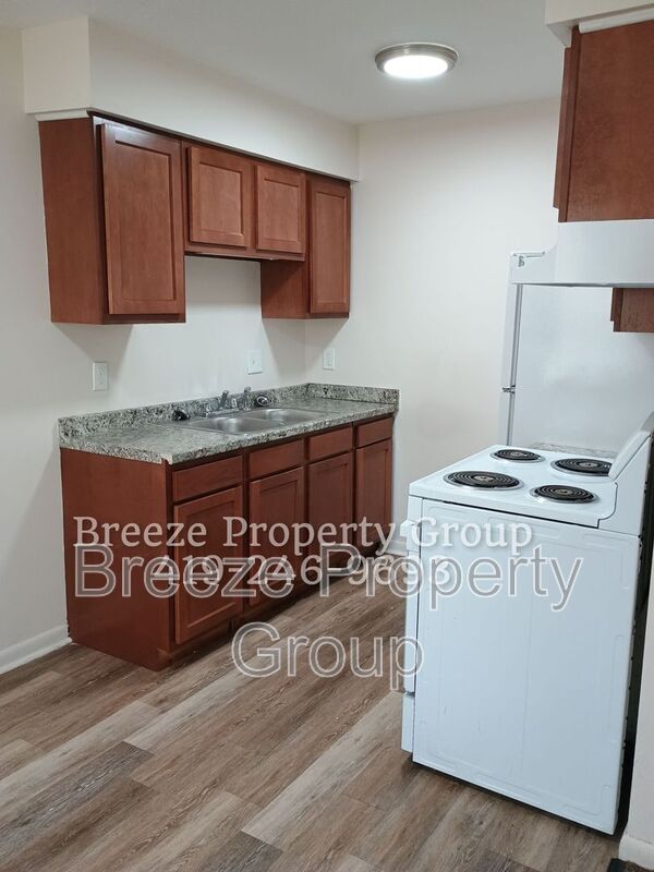 Toledo House: 5339 Secor