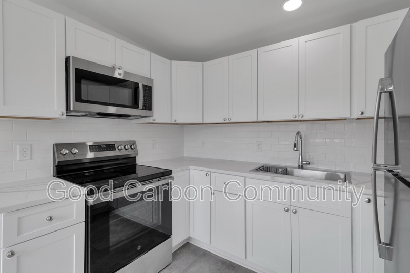 Buffalo Condo: 211 Summer St