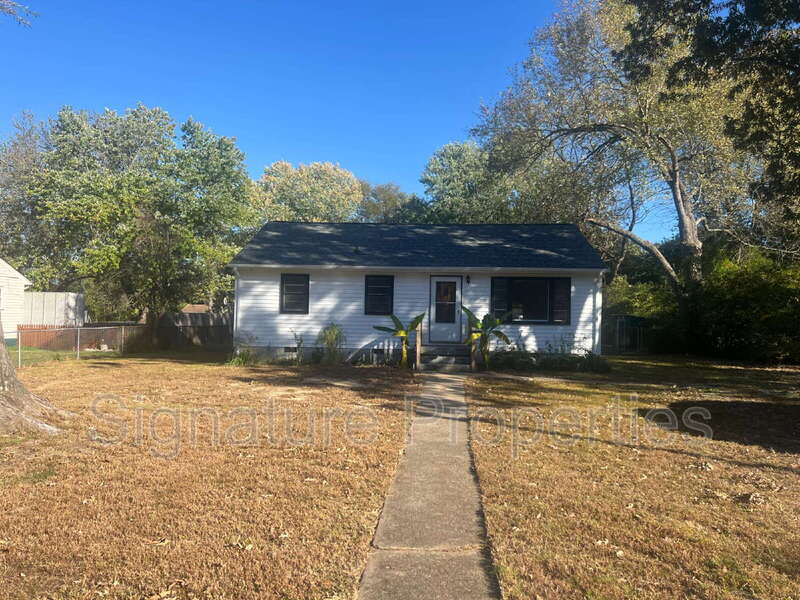 Richmond House: 115 Barker Ave