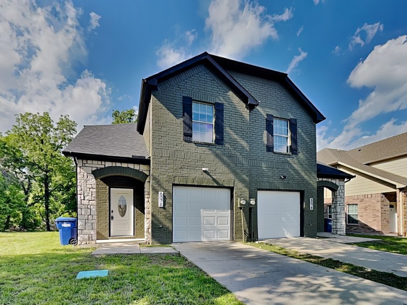 Mckinney House: 807 Fenet St