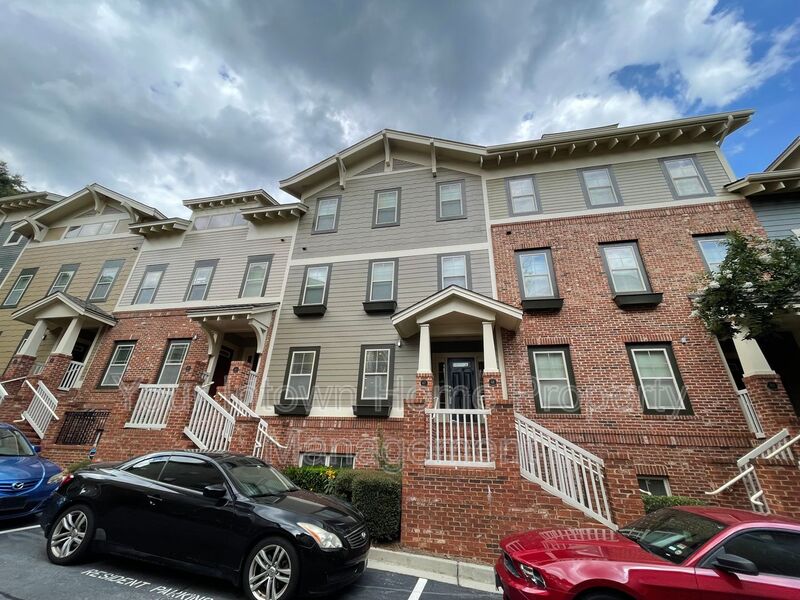 Atlanta Condo: 655 Mead St Se