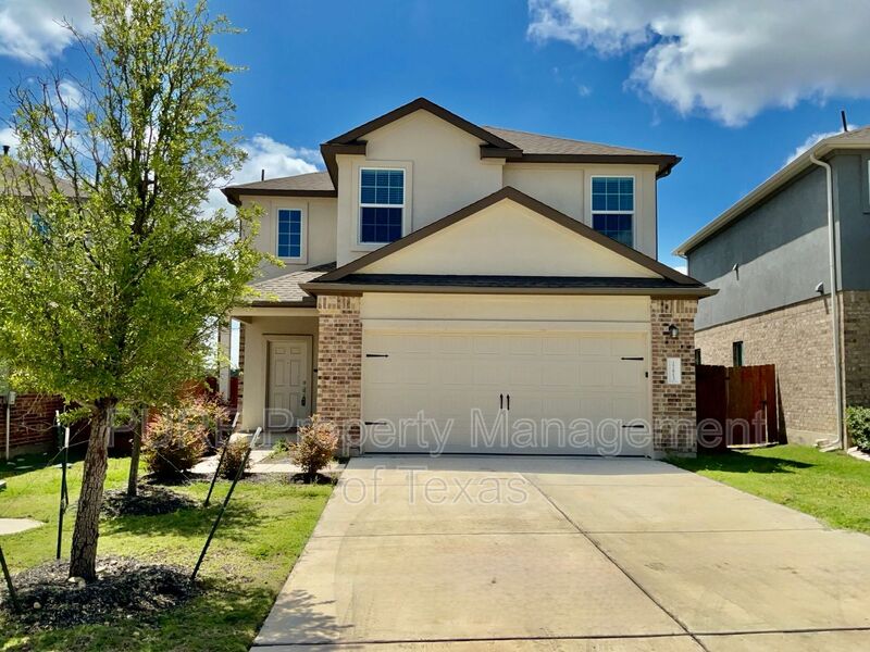 Lago Vista House: 22813 Agave Grove Dr.