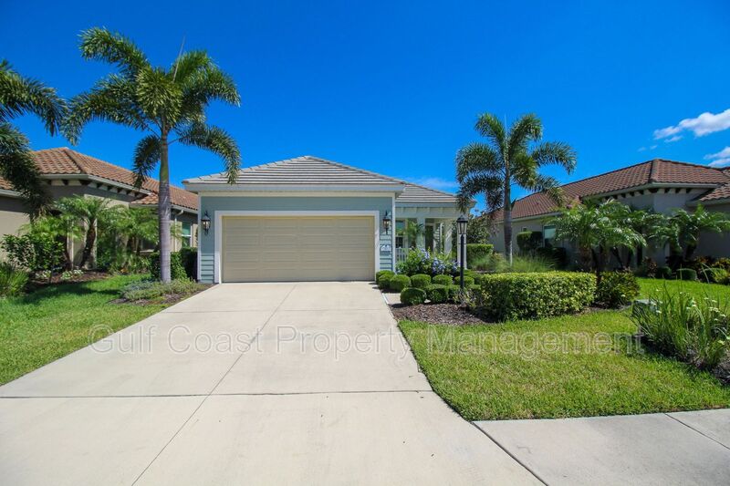 Bradenton House: 12813 True Blue Cir