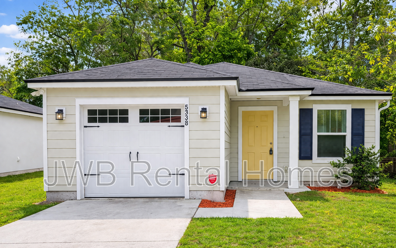 Jacksonville House: 5338 Chenango Blvd