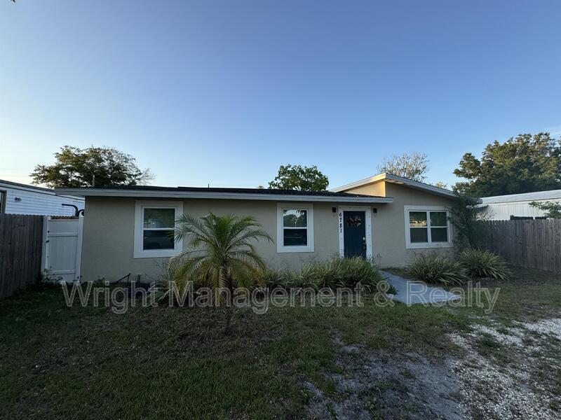 Pinellas Park House: 6781 69th Avenue North