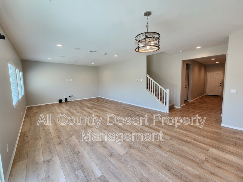 Main Rental Photo 8